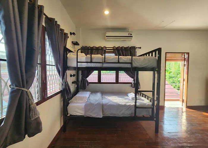 Blue Moon House - A Budget Hostel For Easy Travellers Chiang Mai